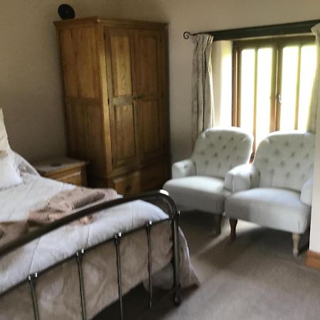 Owletts Barn B&B 보드민 외부 사진