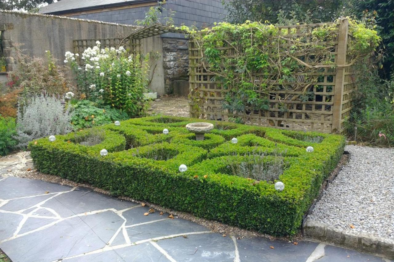 Owletts Barn B&B 보드민 외부 사진