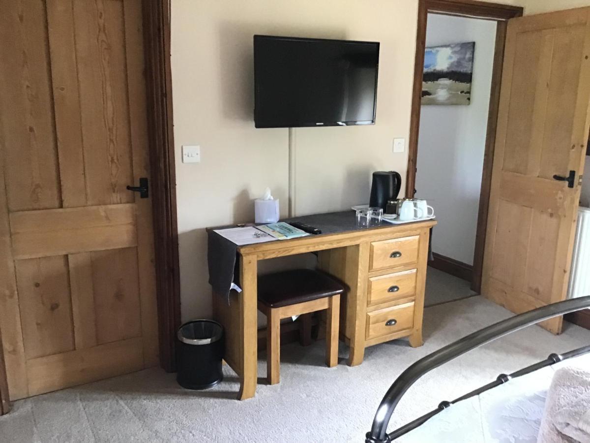 Owletts Barn B&B 보드민 외부 사진